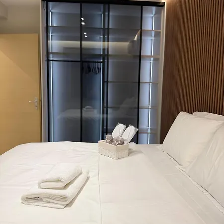 Chic Free Parking * Vlore