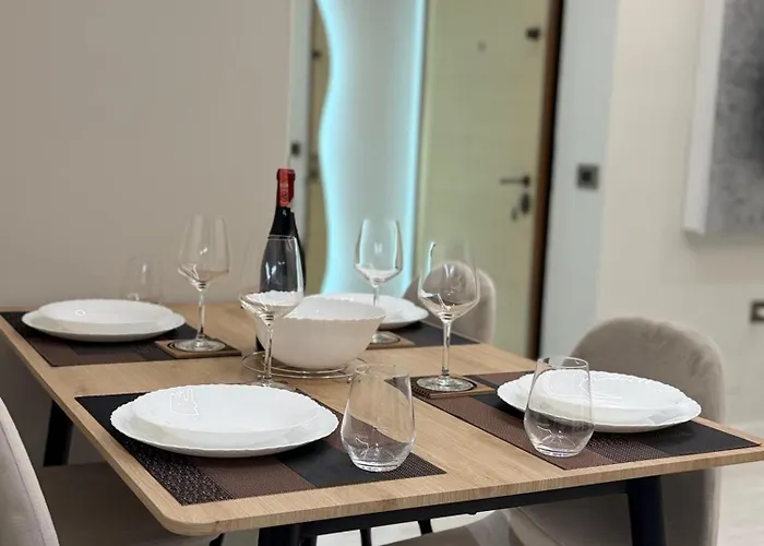 Chic Free Parking Wlora